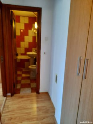 Schimb apartament cu 2 camere (lângă parcul Zăvoi) - imagine 8