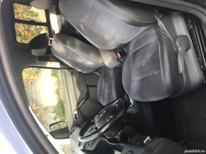 Vand VW Caddy Maxi 2,0 TDI 7 locuri sau schimb cu Caddy 5 locuri dotari similare plus diferenta - imagine 5