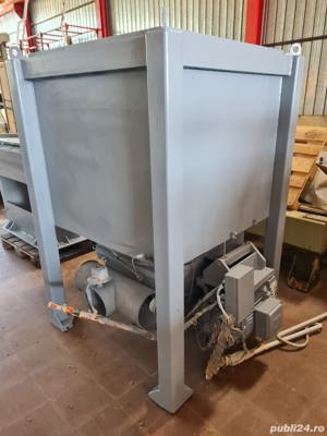 Utilaje pentru producția de pellets:Tocător lemn,Alimentator,Rafinator,Ventilator