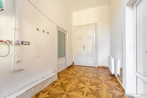 Apartament ultracentral cu 9 camere Arad - imagine 9