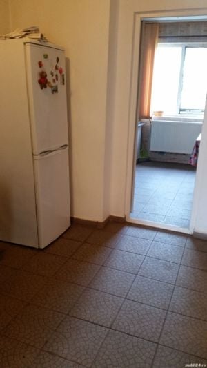 Podu Ros-Liceul Racovita, o cam dec ,15 min de Palas, mob  ut, 120 euro  l - imagine 7