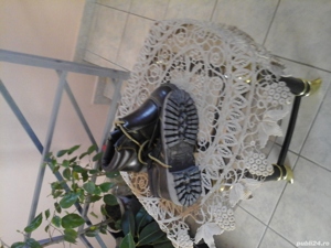 Vand  bocanci noi barbatesti