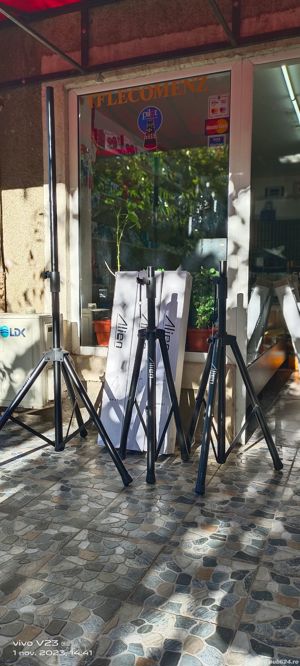 Vand stative pentru boxe  - imagine 4