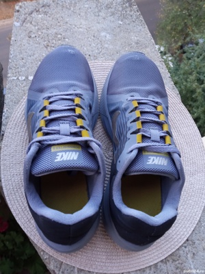 Adidasi Nike Downshifter 8, marimea 42.5, UK 8 (27 cm) made in Vietnam. - imagine 9