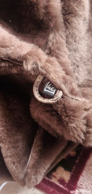 Cojoc din blană naturală cu gluga nr.42 - imagine 3