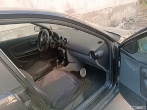 Dezmembrez Seat Ibiza 1.4 2007  - imagine 2