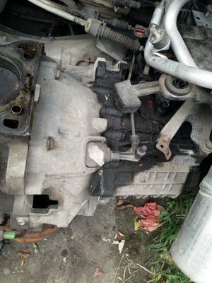 Cutie de viteze manuala 5+1 trepte FORD FOCUS  C-MAX 2.0 benzina AODA - imagine 2