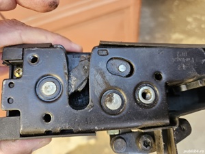 Incuietoare Ford Galaxy WGR spate dreapta broasca Ford Galaxy VW Sharan Seat Alhambra spate dreapta  - imagine 3