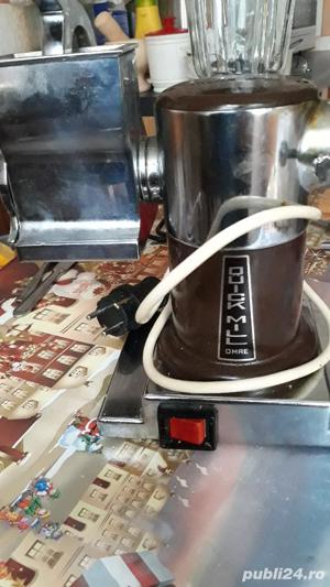 Robot pntru tocat carne+razalit parmezan