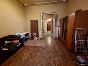 Vand apartament cu doua camere, la casa curte comuna, în zona Iosefin