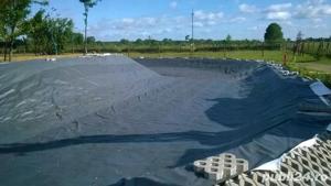 Folie pentru hidroizolatii iaz, lac , bazin de irigare, ect - imagine 2