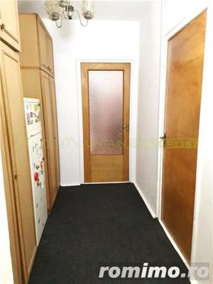 Apartament 3 camere de vanzare, Tei - imagine 12