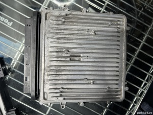 Kit pornite bmw f01, f06, f10 cod 8509757 cod bosch 0281016728 - imagine 2