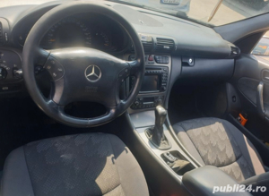 Dezmembrez Mercedes C 220 - imagine 3