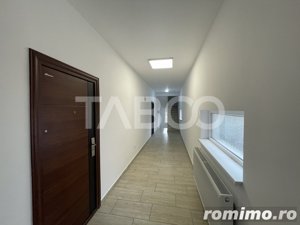 Etaj complet de inchiriat pentru spatiu comercial cu parcari Selimbar - imagine 2