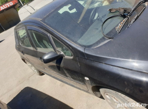 Dezmembram Peugeot 307 1.4 benzina - imagine 2