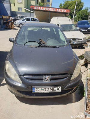 Dezmembram Peugeot 307 1.4 benzina - imagine 4