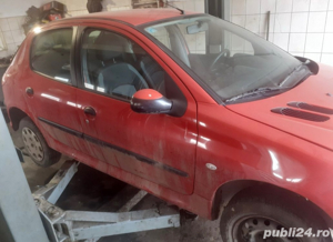 Dezmembrez Peugeot 206 1.4 hdi - imagine 2
