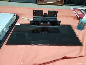 talpa picior bn63-05781c de pe tv Samsung le40b650t2p