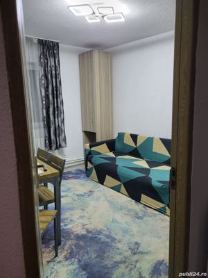 Închiriez apartament doua camere Tomis Nord pe sezon - imagine 5