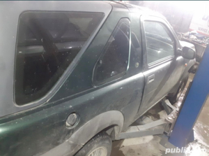 Dezmembrez Land Rover 2.0 Tdi