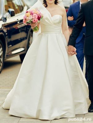 Rochie mireasa stil prințesă, coroniță, voal - imagine 6