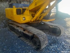 Excavator Hitachi 22 tone - imagine 3