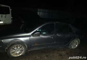 Dezmembrez Renault Laguna 1.9 dci - imagine 2