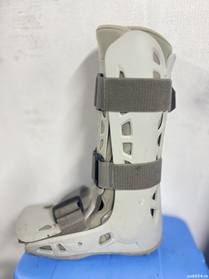 Cizmă ortopedică cu reglare 