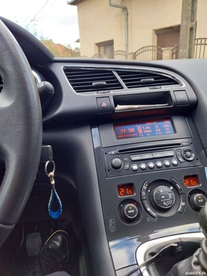 Peugeot 3008 - imagine 4