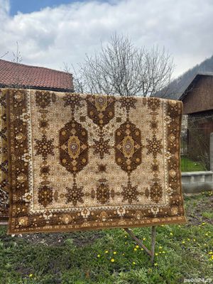 vand 2 cov persane 2x3m=2buc 