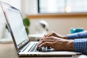 Tehnoredactez  și editez  proiecte sau lucrări atestate