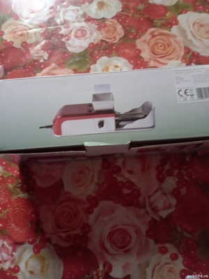 Vand aparat  nou de facut  tigari 