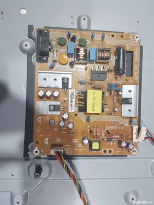 Dezmembrez tv Philips 40pfh400988