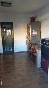 Apartament spatios - imagine 6