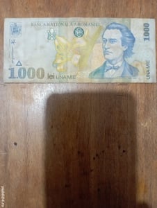 Ofer spre vânzare bancnotă de 1000lei cu serie 03Bdin 1998 necosmetizată. - imagine 2