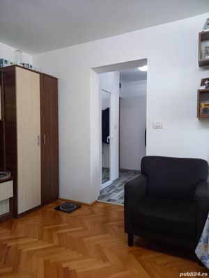 Vand apartament 2 camere Podgoria - imagine 2