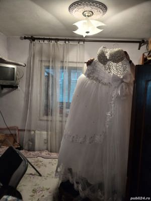 rochie mireasa noua