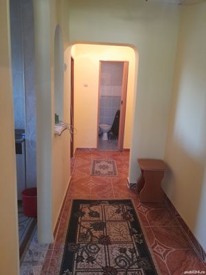 Vând sau schimb cu casa la munte    apartament 3 camere decomandat Alexandria  - imagine 7