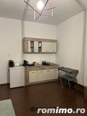 Apartament deosebit in centrul istoric al Brasovului - imagine 5