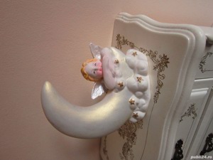 cadou rar Inger dragalas pe luna-suport lumanare portelan colectie Germania1980