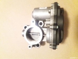 Corp accelerație Logan 2 MCV 2 Sandero 2 161204132R H8201547345 A2C93710200. Renault.  - imagine 3