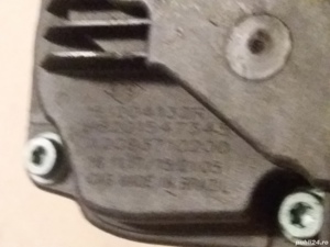 Corp accelerație Logan 2 MCV 2 Sandero 2 161204132R H8201547345 A2C93710200. Renault.  - imagine 6