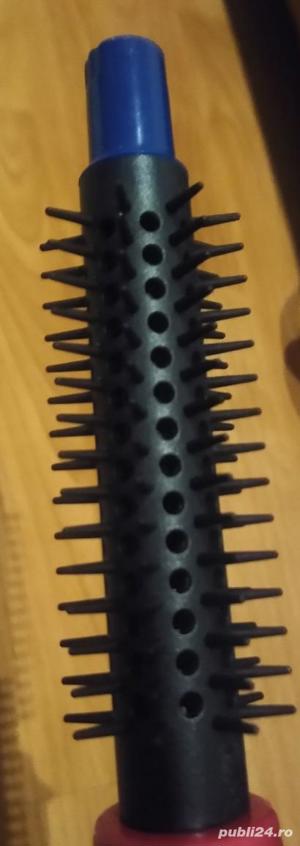 Uscator par - perie fixa tip ondulator - Clatronic 160 W - produs in Polonia - imagine 2
