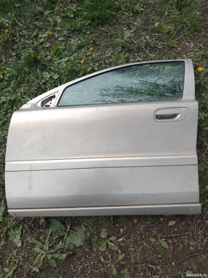 Dezmembrez Volvo S60 2.4 diesel 2005 - imagine 3