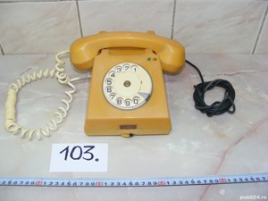 Telefon din perioada anilor 1970-1980 (cod 103) 