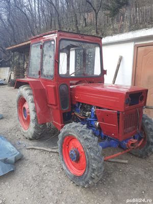 Parbrize, geamuri tractoare U445 U453 U483 U643 U650 U683 (UNIVERSAL) - imagine 4