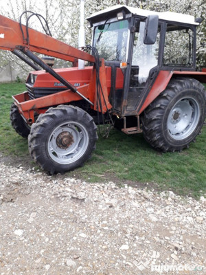 Parbriz geam tractor Universal 703 - imagine 2