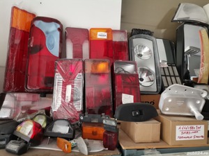 De Vânzare din  STOC Piese Auto Noi (Negociabile) 