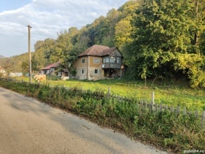 Casa de vânzare cu gradina teren de aprox 7000 mp - imagine 10